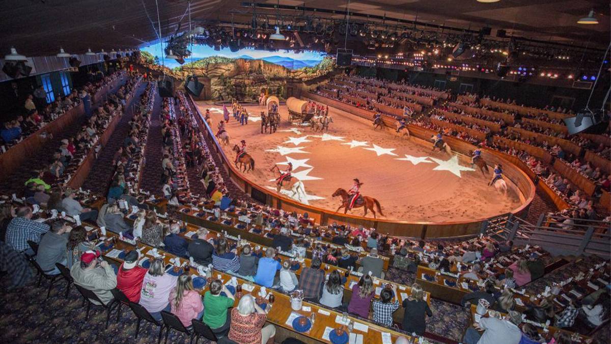 Dolly Parton's Stampede Pigeon Forge - An Insider's Guide